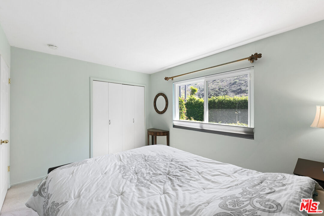 30602 Vista Sierra Dr