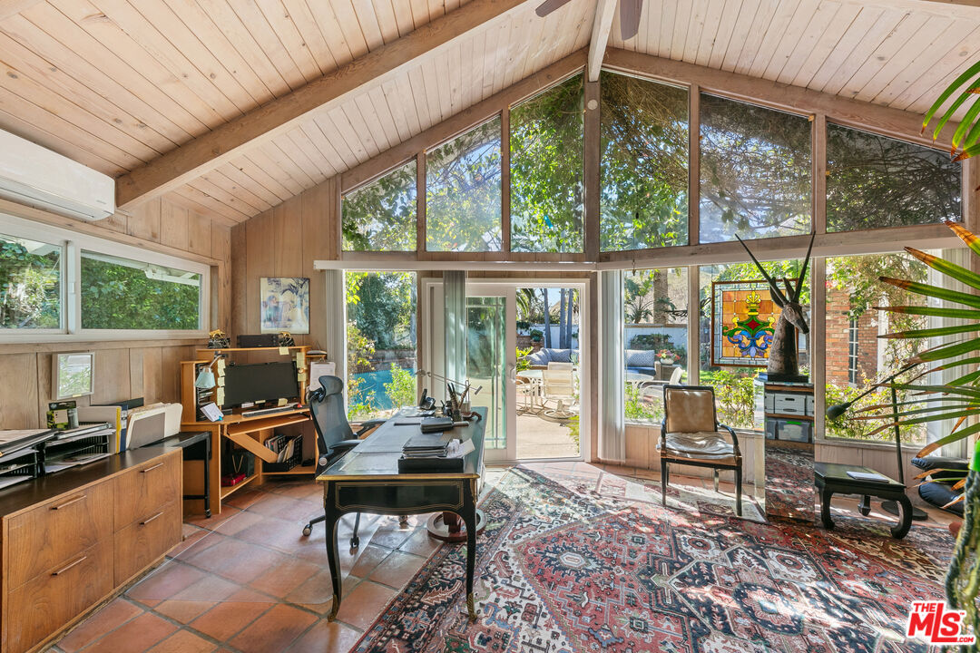 30602 Vista Sierra Dr