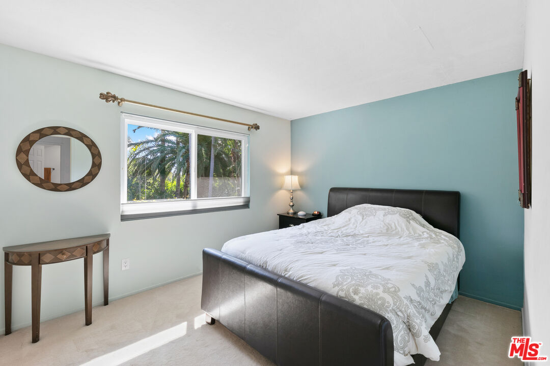 30602 Vista Sierra Dr