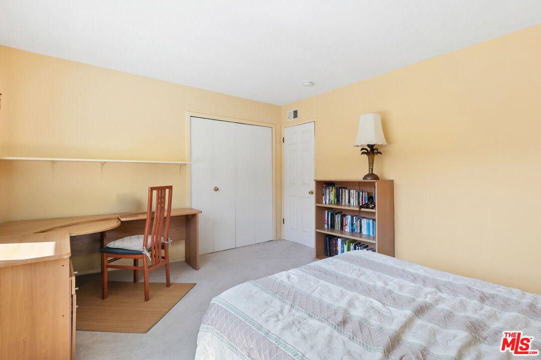 30602 Vista Sierra Dr