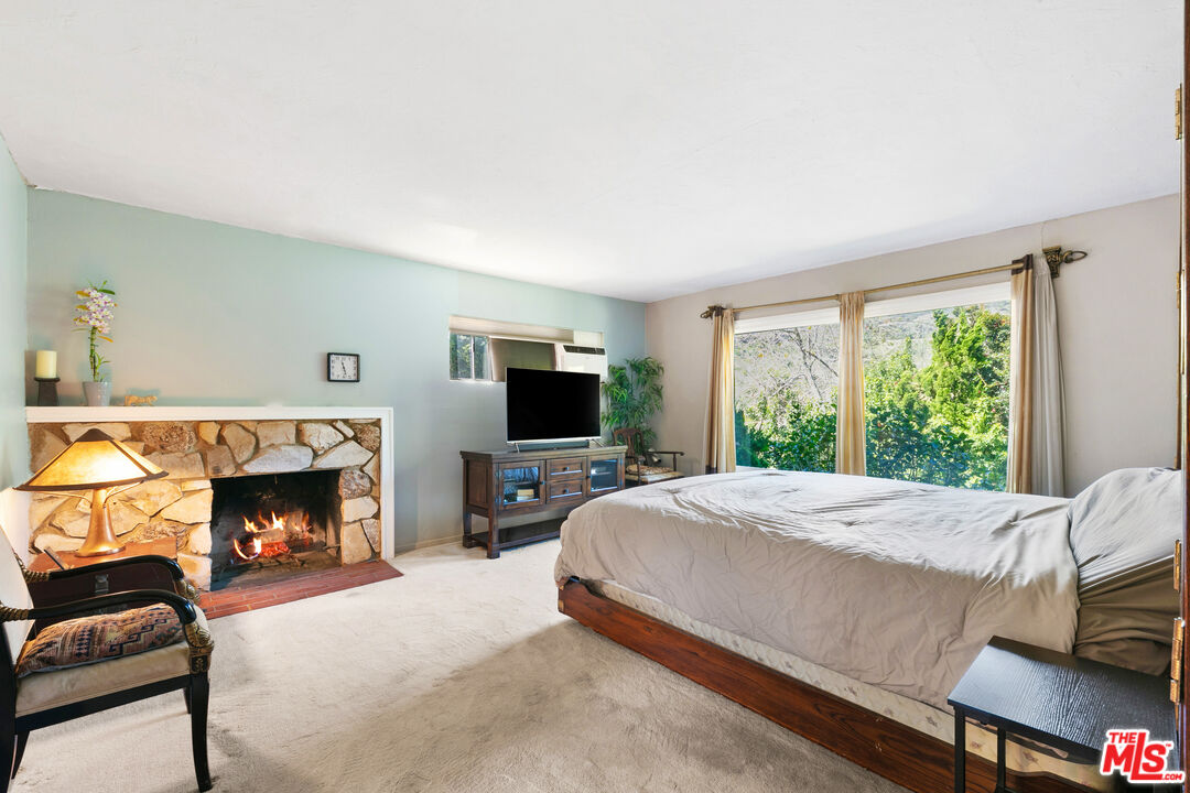 30602 Vista Sierra Dr
