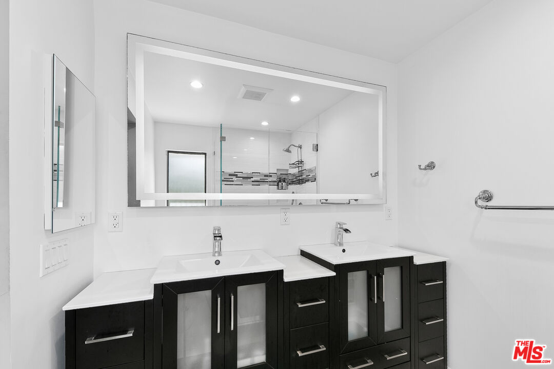 30602 Vista Sierra Dr