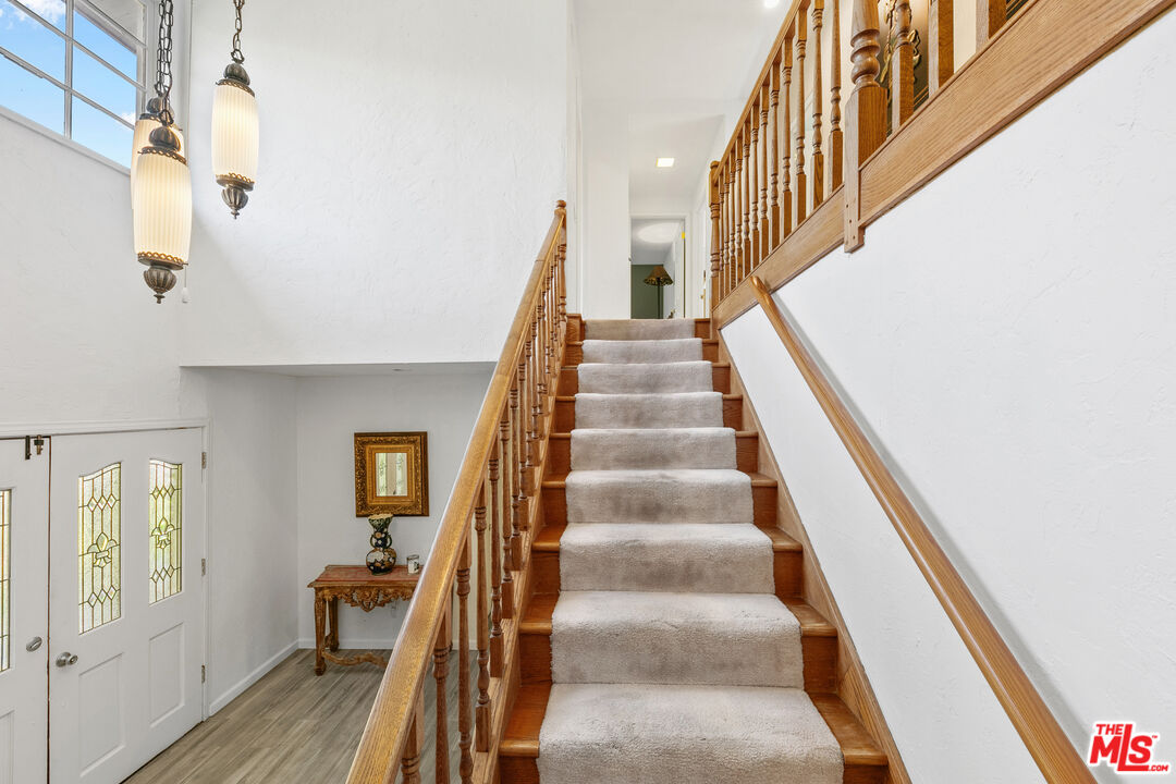 30602 Vista Sierra Dr