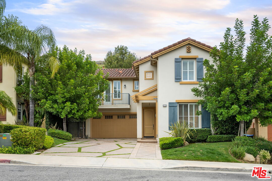 Calabasas, CA, 91302