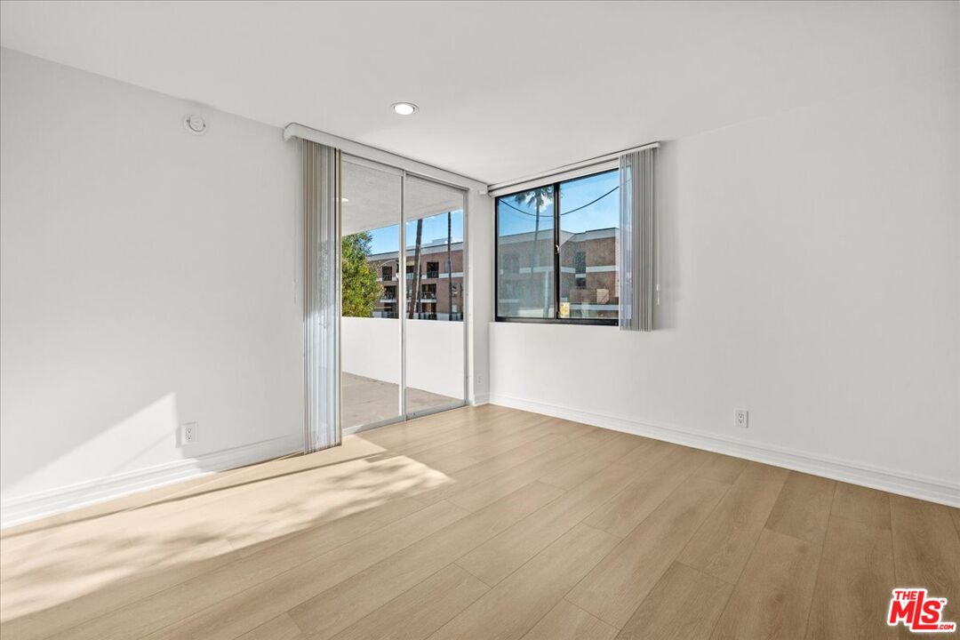 262 N Crescent Dr Unit: 3A