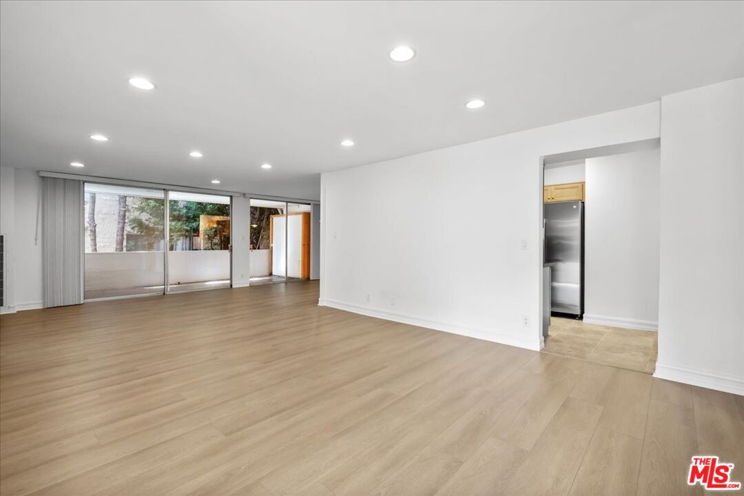 262 N Crescent Dr Unit: 3A