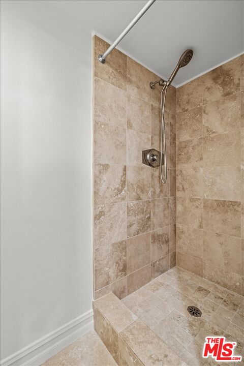 262 N Crescent Dr Unit: 3A