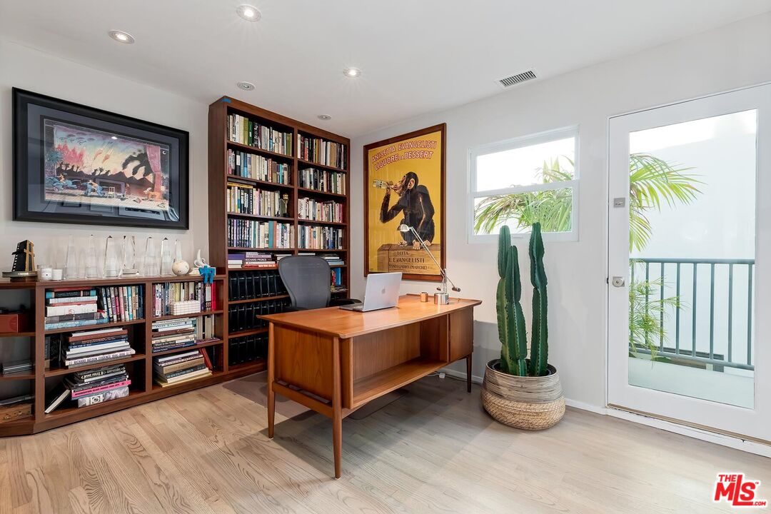 8374 Yucca Trl