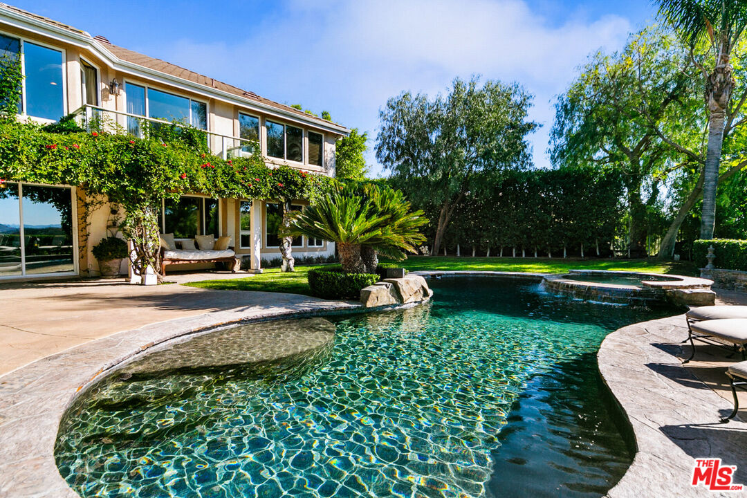 24822 Wooded Vista