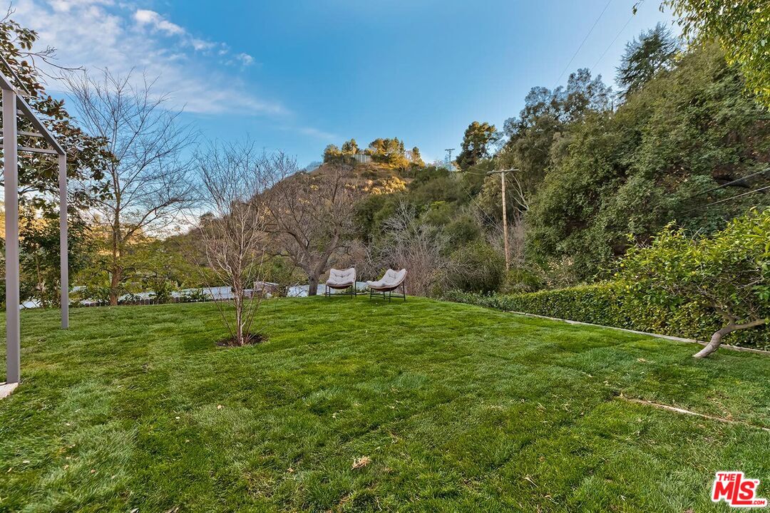 10498 Sandall Ln