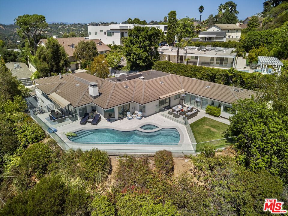 9626 Highridge Dr