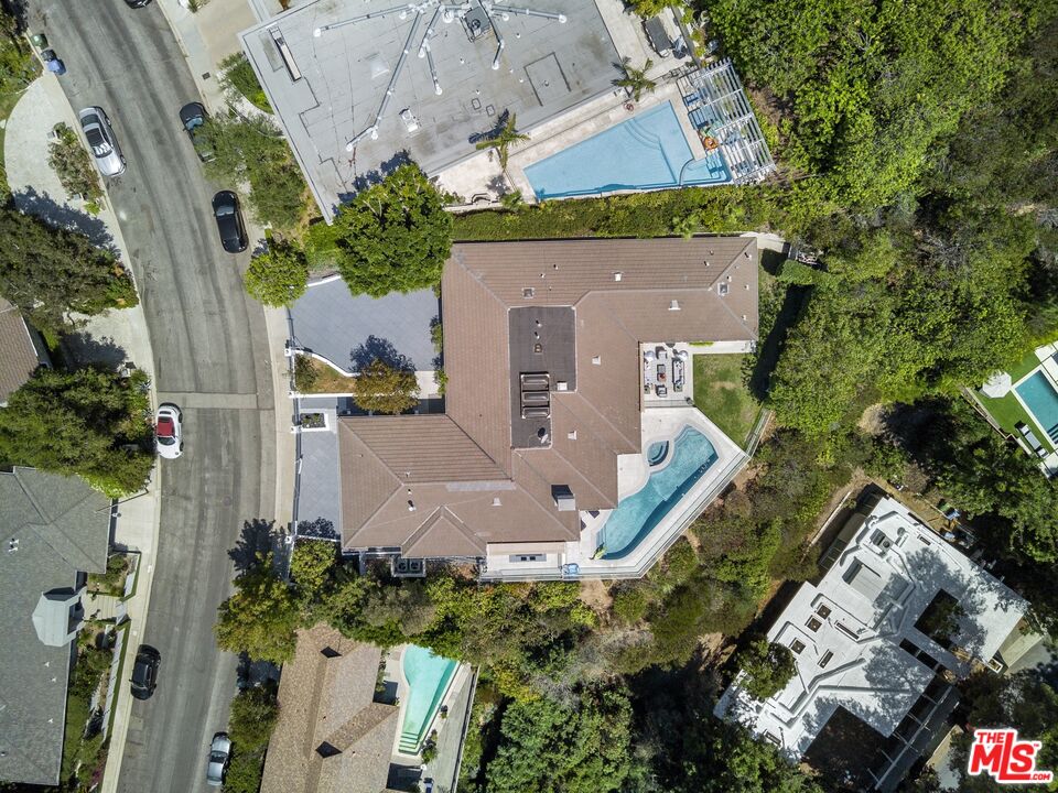 9626 Highridge Dr