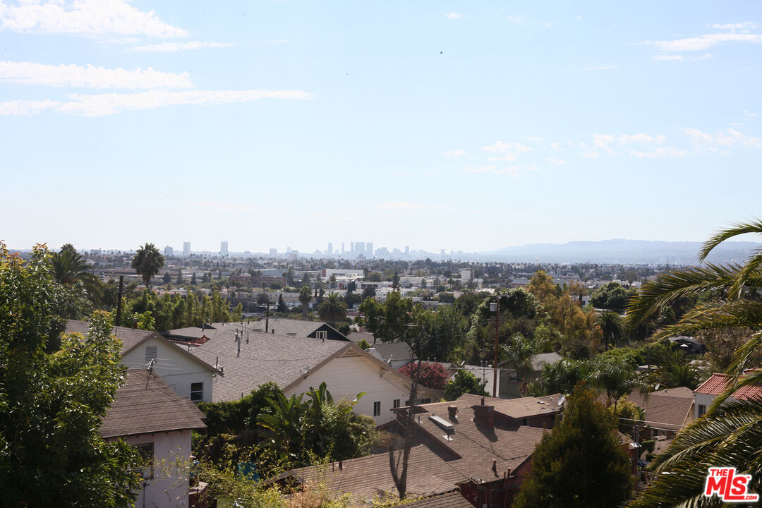1401 Lucile Ave Unit: 4
