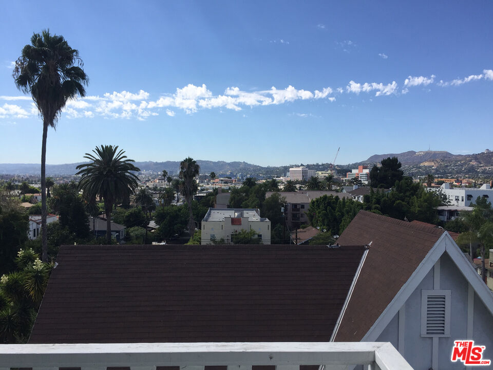 1401 Lucile Ave Unit: 4