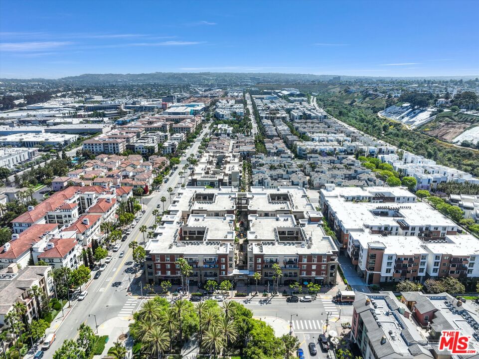 6020 Seabluff Dr Unit: 401
