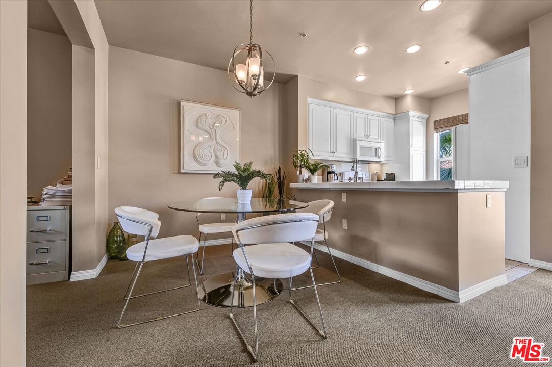 6020 Seabluff Dr Unit: 401