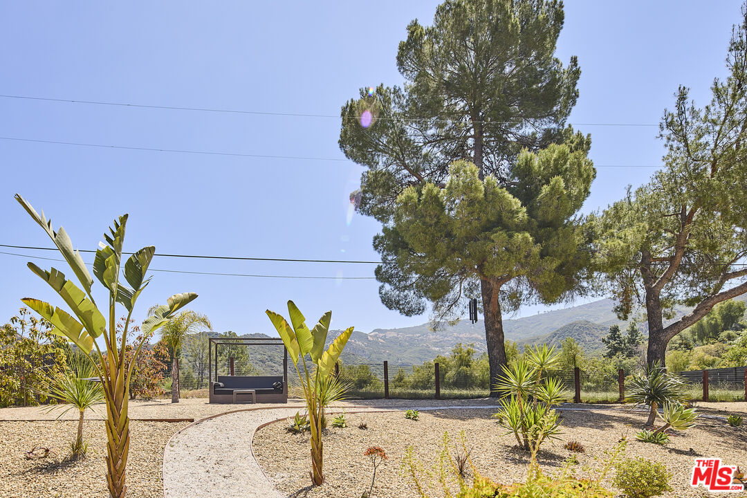 2266 Cold Canyon Rd