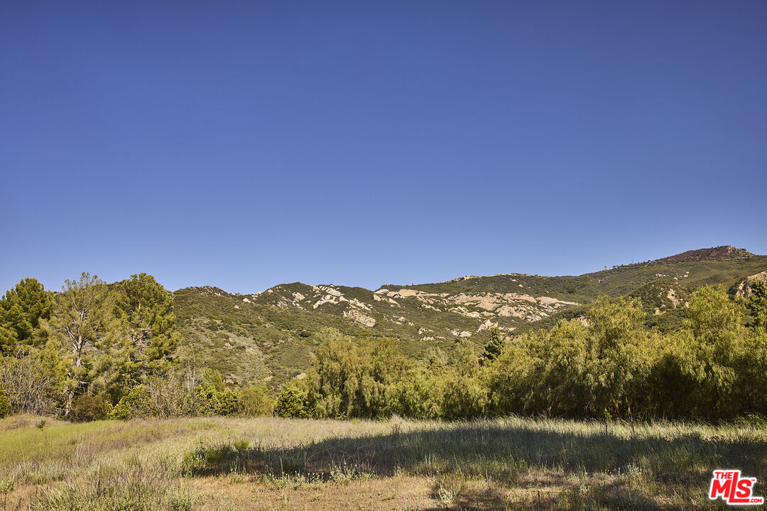 2266 Cold Canyon Rd