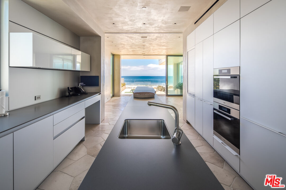 31346 Broad Beach Rd