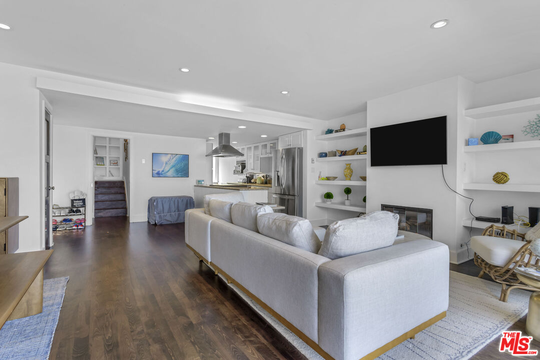 23910 De Ville Way Unit: D