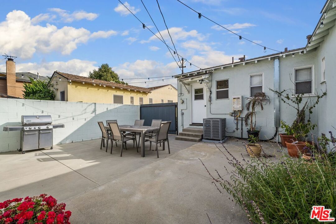 2345 23rd St