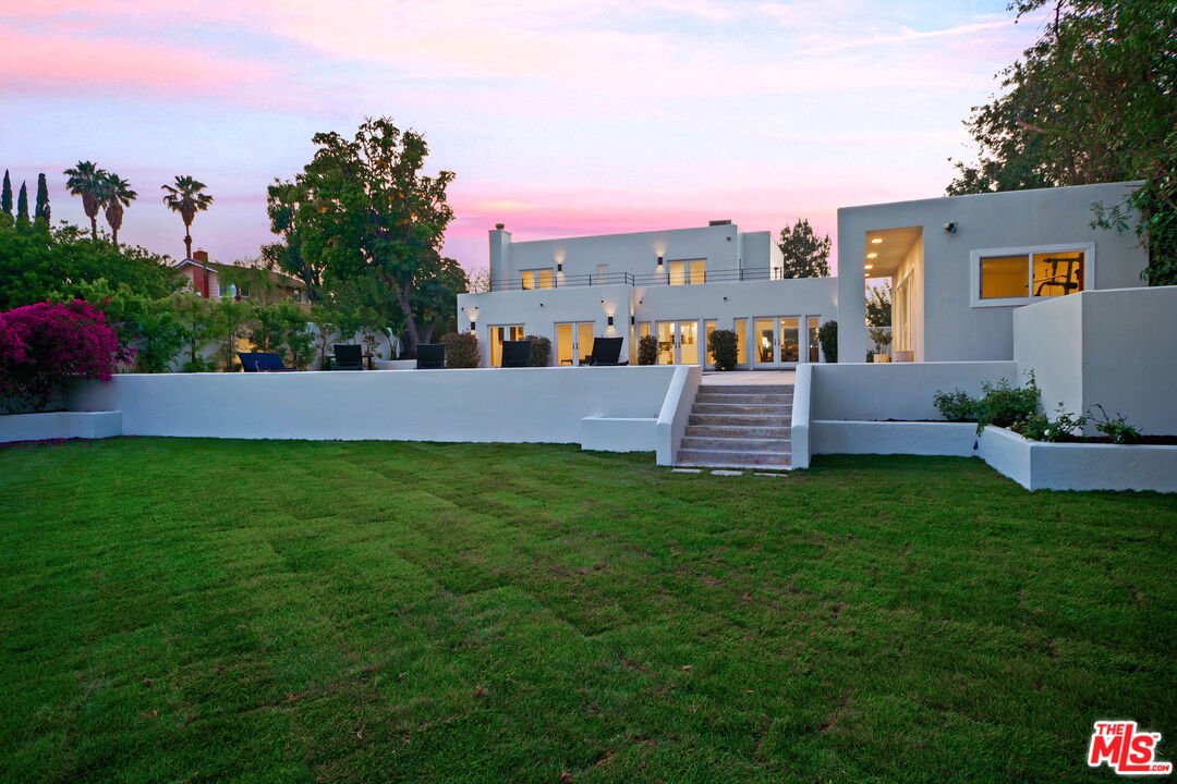 5118 Cerrillos Dr