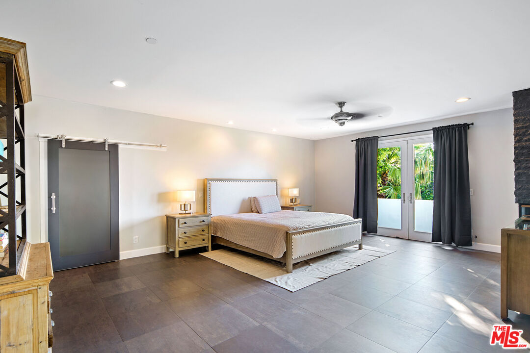 5118 Cerrillos Dr