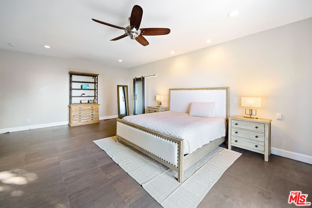 5118 Cerrillos Dr