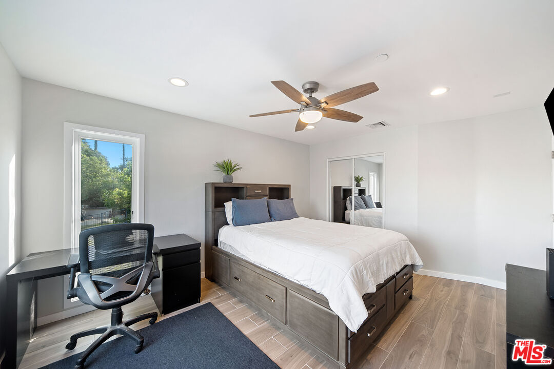 5118 Cerrillos Dr