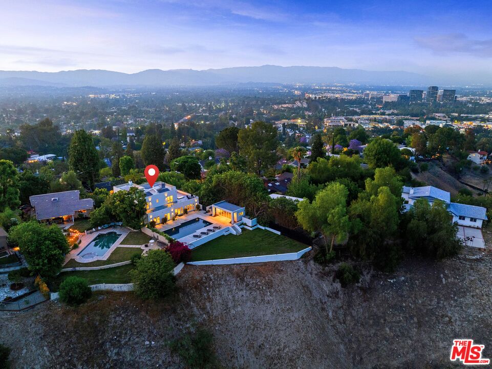 5118 Cerrillos Dr