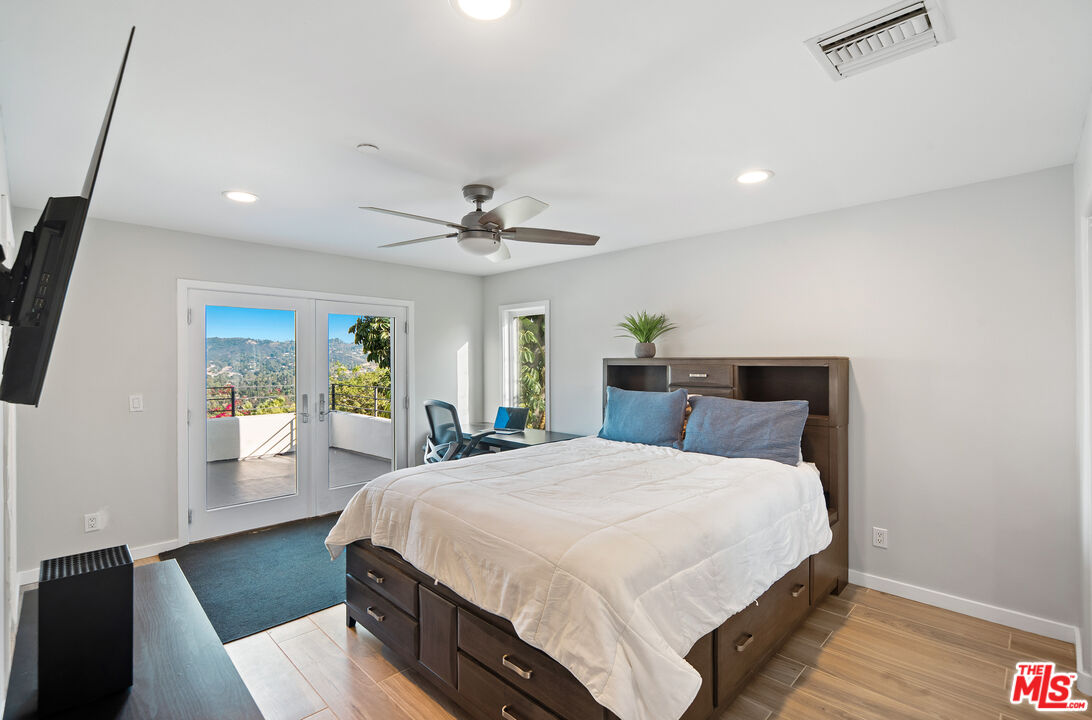 5118 Cerrillos Dr