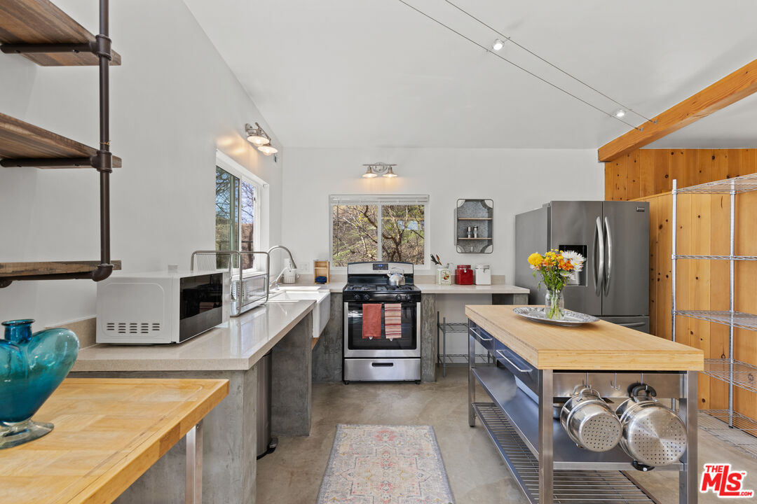 2535 Hawks Nest Trl Unit: A