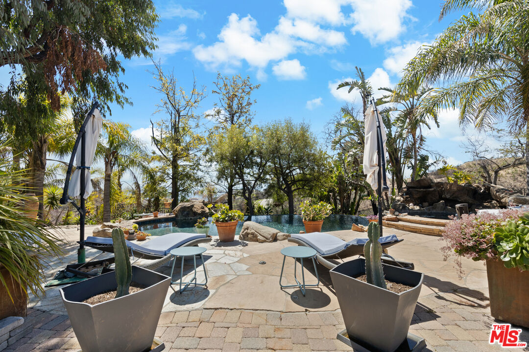 2535 Hawks Nest Trl Unit: A