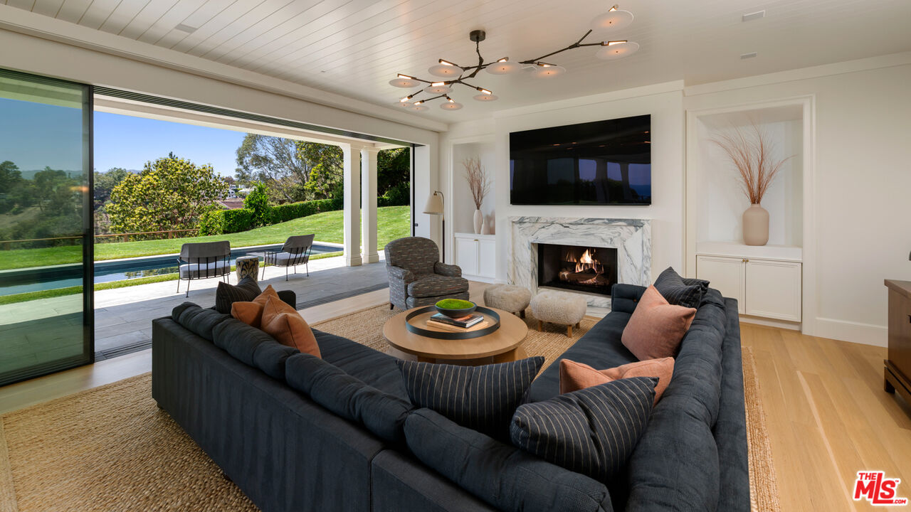 525 Spoleto Dr