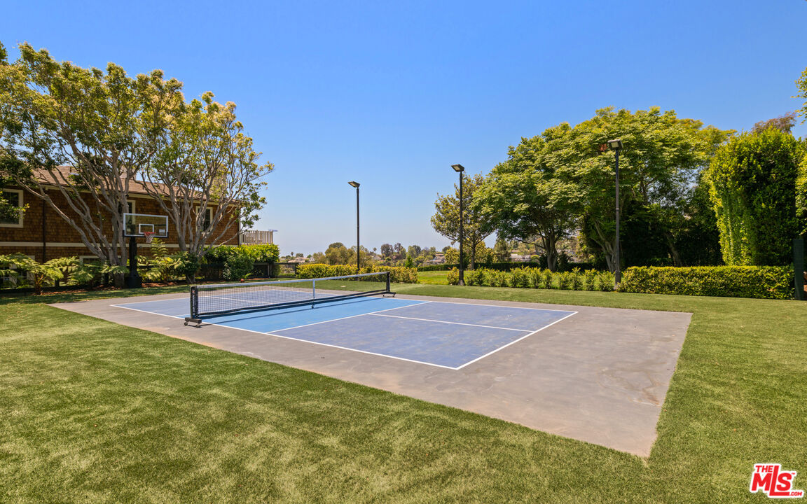 525 Spoleto Dr
