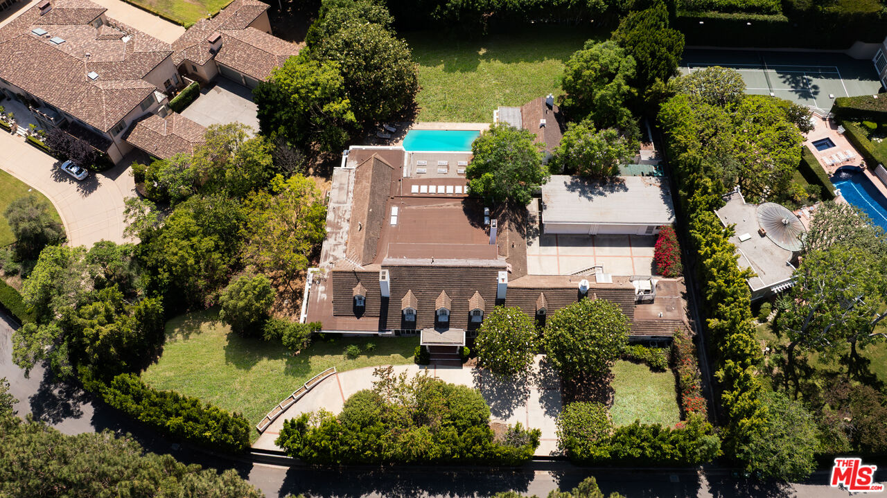 The Perfect Canvas for Creating a World-Class Estate