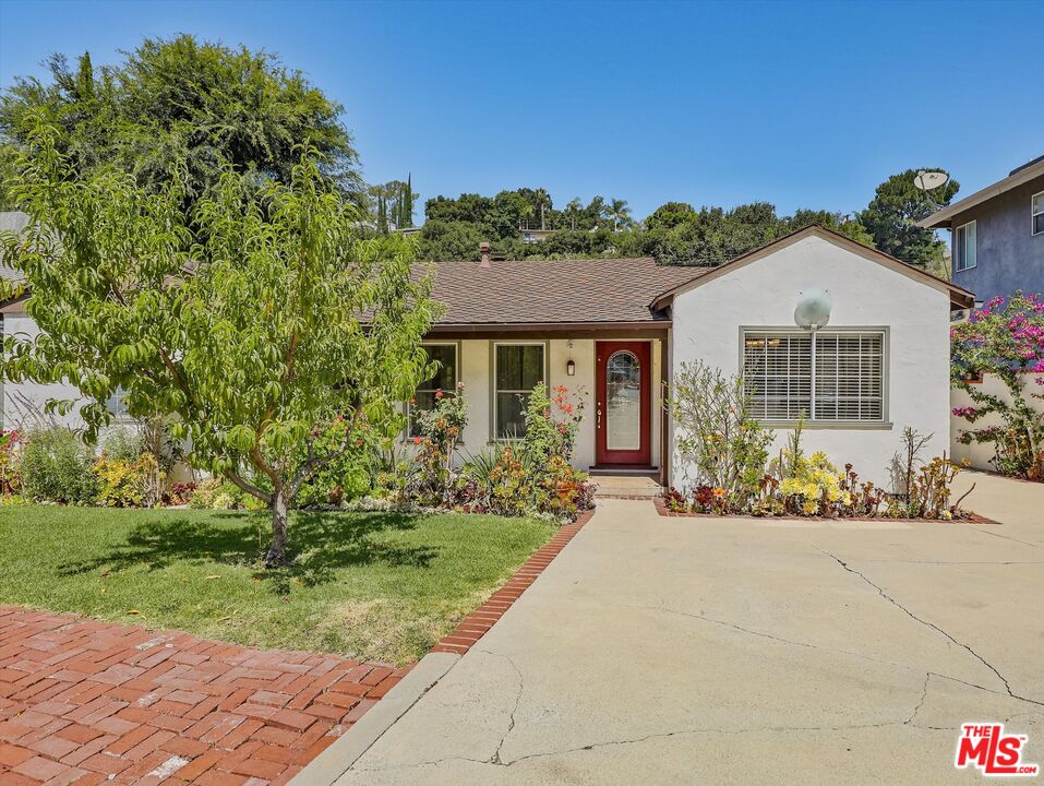 4009 BEVERLY GLEN