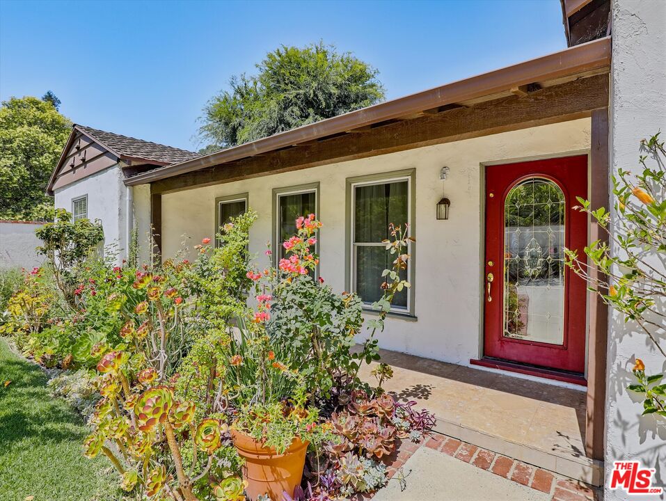 4009 BEVERLY GLEN
