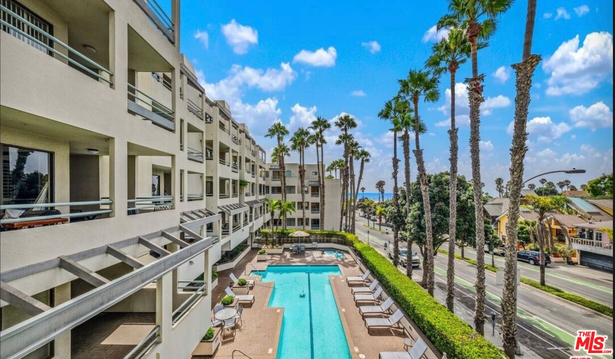 150 Ocean Park Blvd Unit: 328