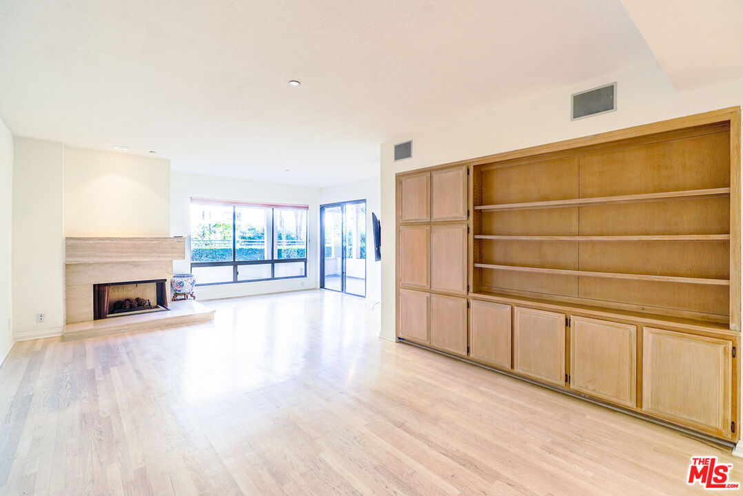 150 Ocean Park Blvd Unit: 328