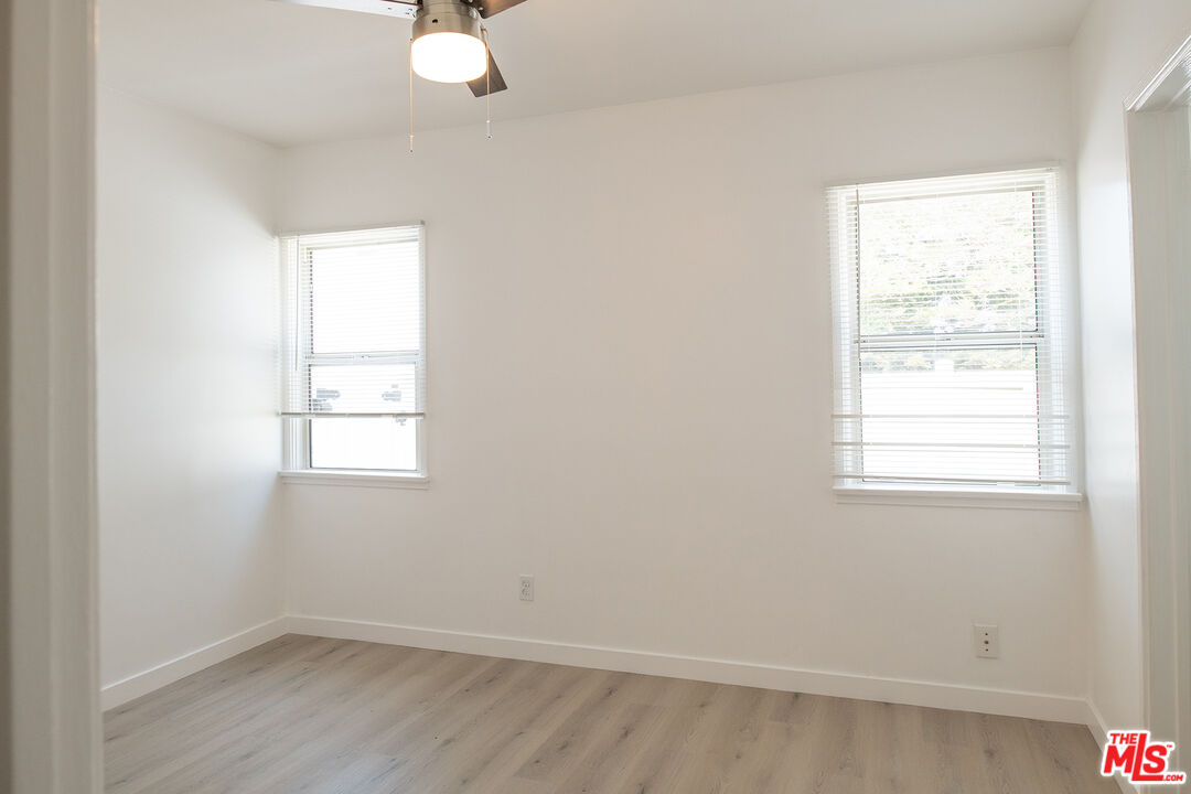 1856 9th St Unit: 1