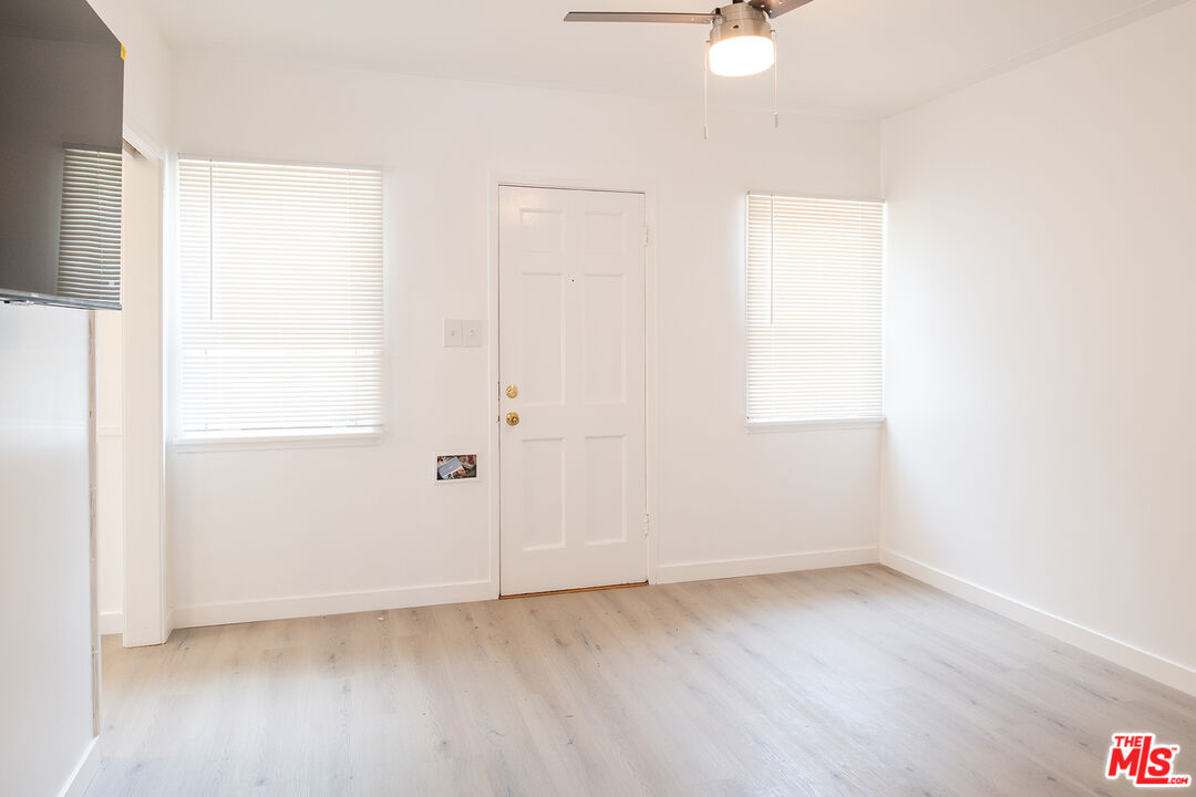 1856 9th St Unit: 1