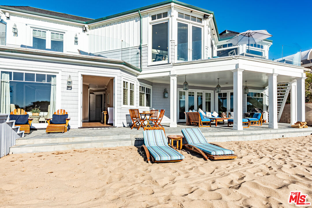 Rare 80-Ft Beachfront Lot on Exclusive Broad Beach