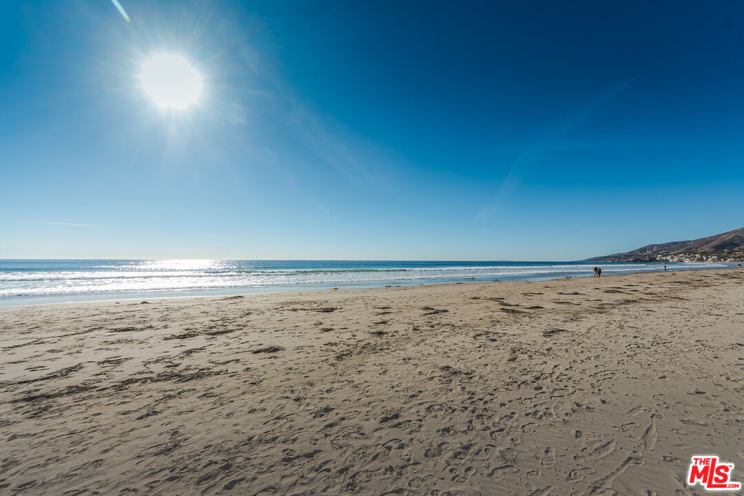 Rare 80-Ft Beachfront Lot on Exclusive Broad Beach
