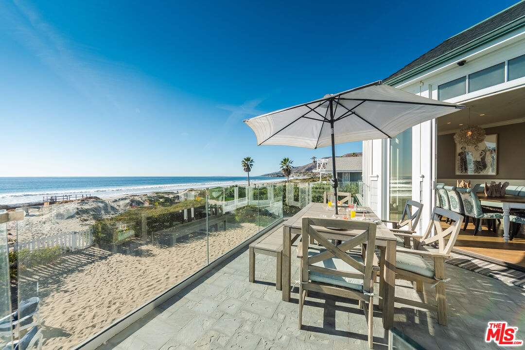 Rare 80-Ft Beachfront Lot on Exclusive Broad Beach