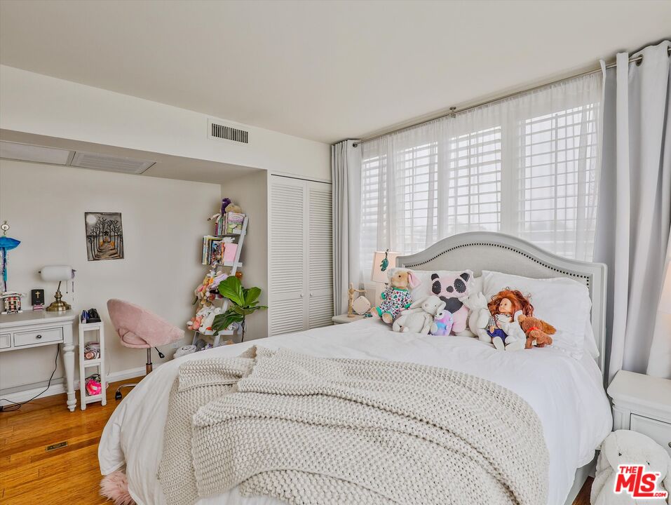 9950 Durant Dr Unit: 501