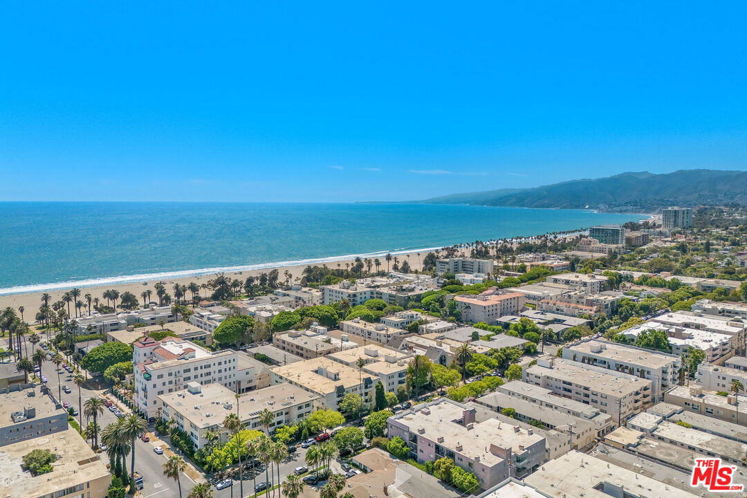 930 3rd St Unit: 307