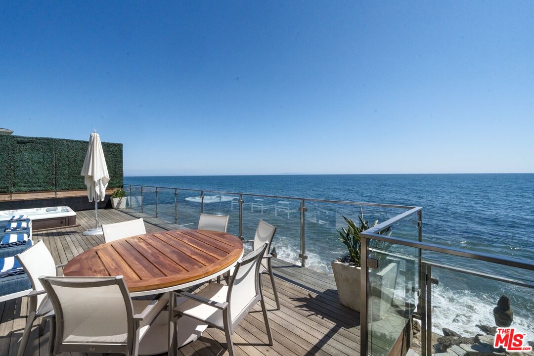 24380 Malibu Rd