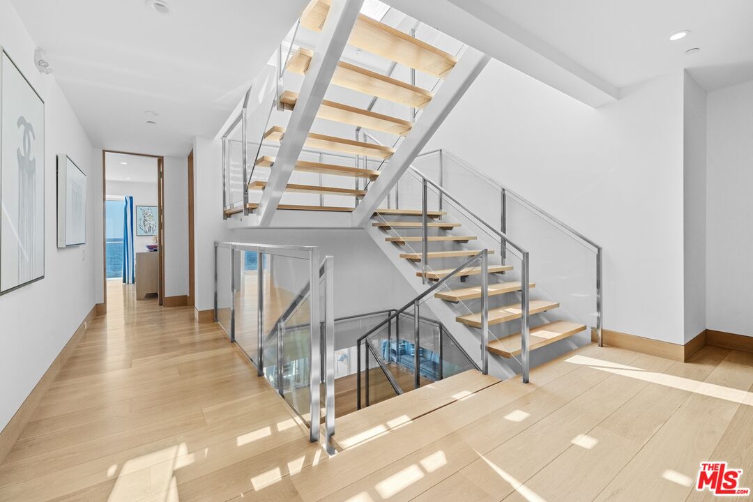 24380 Malibu Rd