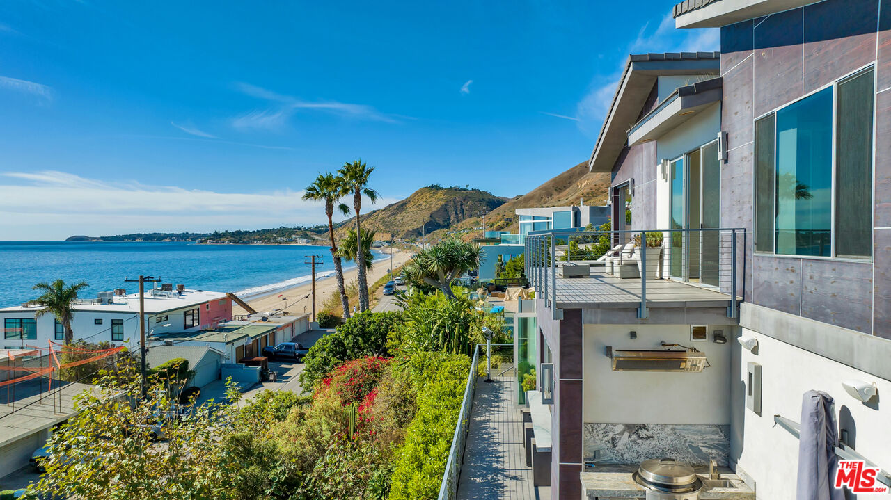 25423 Malibu Rd
